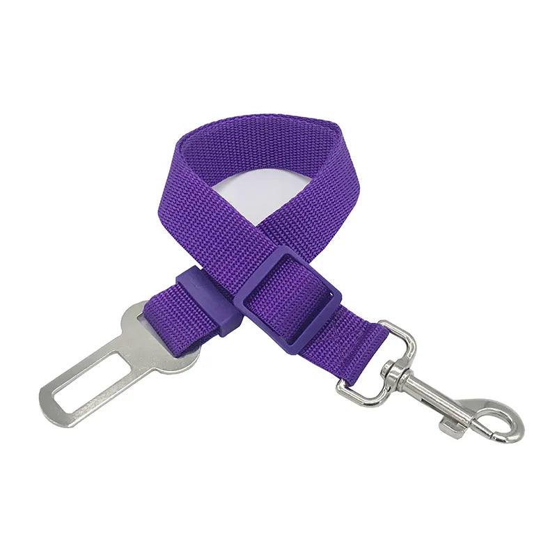 Cinturón de seguridad para perros – Accesorio de viaje ajustable para mantener a tu mascota segura en el auto